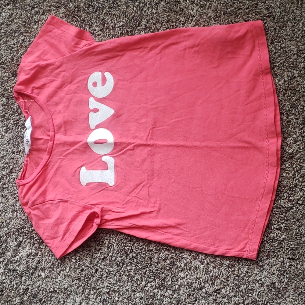 Love tee